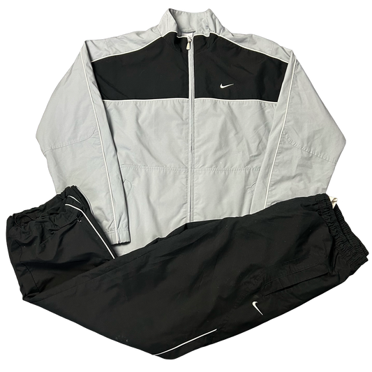 Nike Vintage Tracksuit M